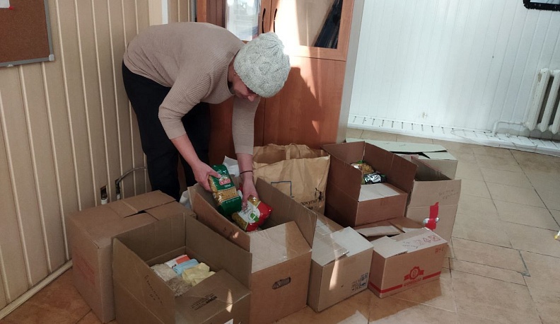 Добровольцы из Думиничского района собрали гуманитарный груз для бойцов СВО к Дню защитника Отечества