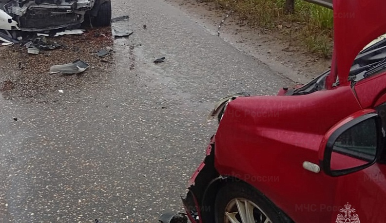 В Боровском районе столкнулись две иномарки