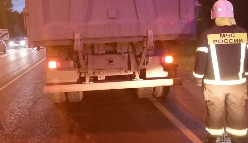 В Жуковском районе фура сбила человека