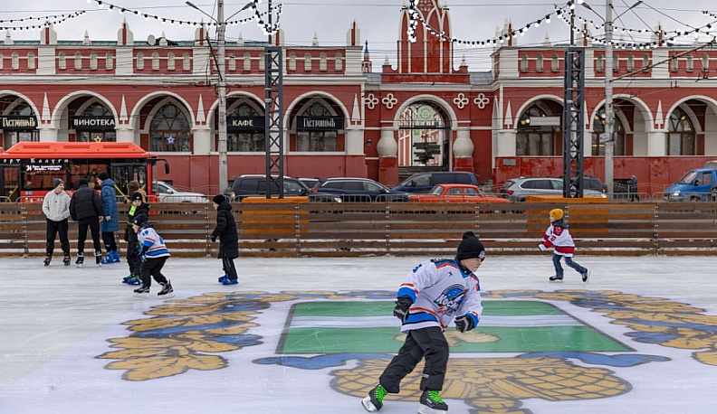 В Калуге каток на Старом Торге проработает до 8 марта