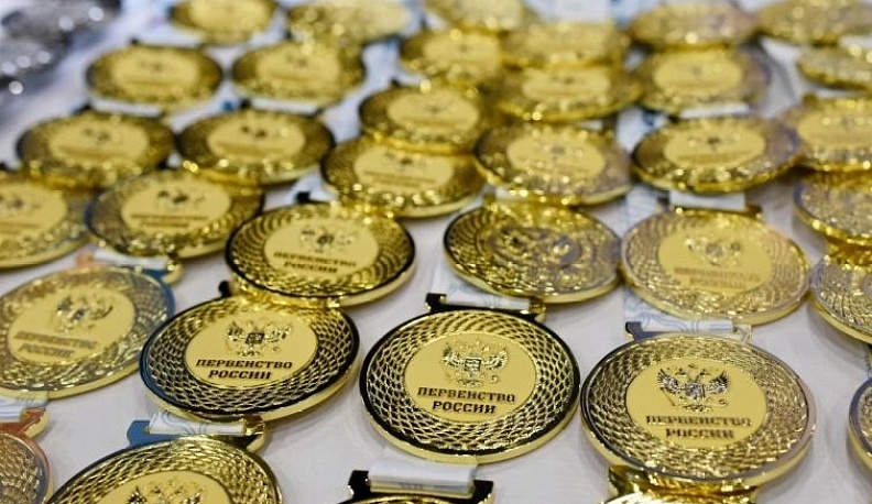 Четыре медали завоевали калужские армрестлеры на первенстве России