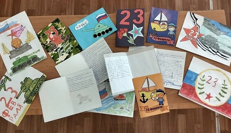 Волонтеры сельской школы Мещовского округа  направили письма-поздравления одиноким пожилым людям