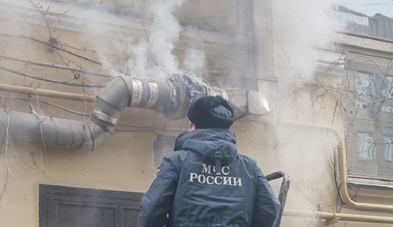 В одном из калужских кафе загорелась вытяжка 