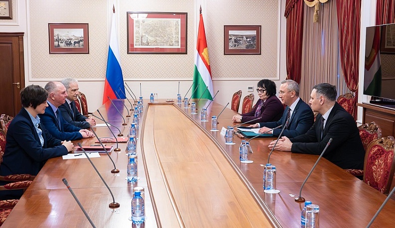 Владислав Шапша и начальник МЖД Павел Иванов обсудили развитие железнодорожной инфраструктуры на территории Калужской области