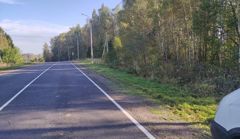 В Медынском районе отремонтировали 18 километров дороги Верея -Медынь