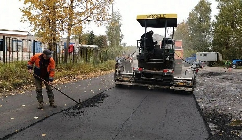 В Калуге сделали ямочный ремонт на 60 дорогах 