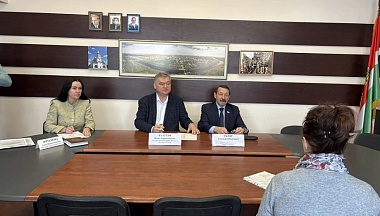 Геннадий Скляр и Олег Калугин провели первый совместный приём