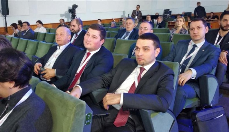 Калужская делегация участвует в Гайдаровском форуме