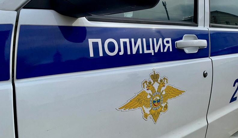 В Калуге пьяный муж чуть не задушил жену 