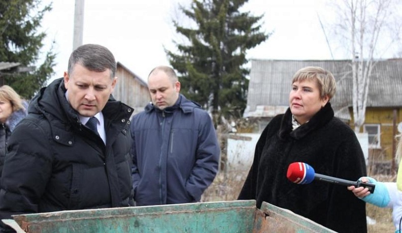 Депутаты остались довольны чистотой мусорных баков в Козельске