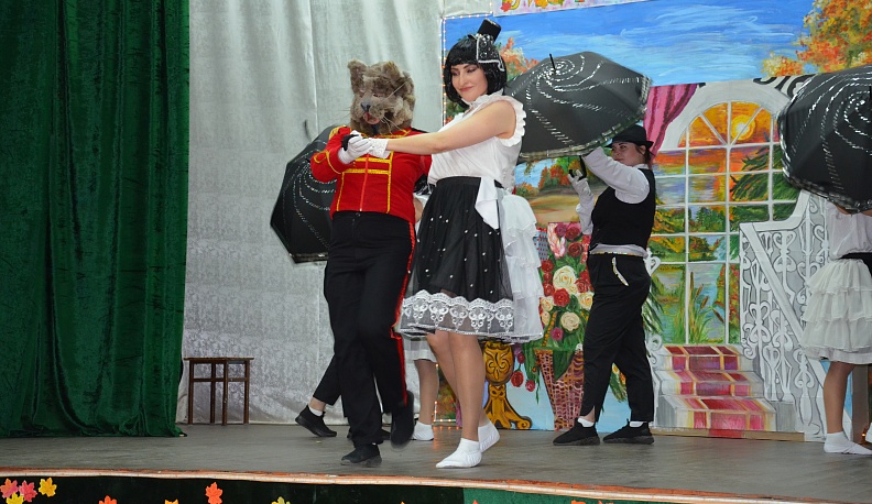 В калужской женской колонии выбрали королеву красоты