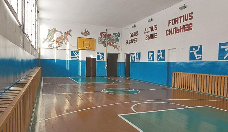 В Шанско-Заводской школе проведён капремонт спортивного зала