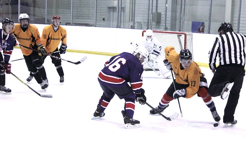 И сошлись «Русич» с «Гладиатором» в «Космосе»