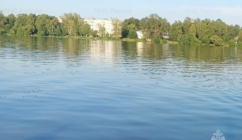 В калужском Кирове водолазы обнаружили труп