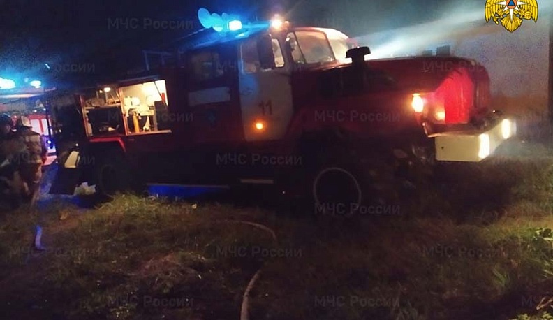 Ночью в Боровском районе произошли два крупных пожара