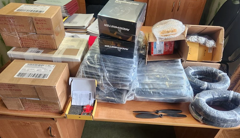 Износковские волонтеры продолжают оказывать гуманитарную помощь нашим бойцам