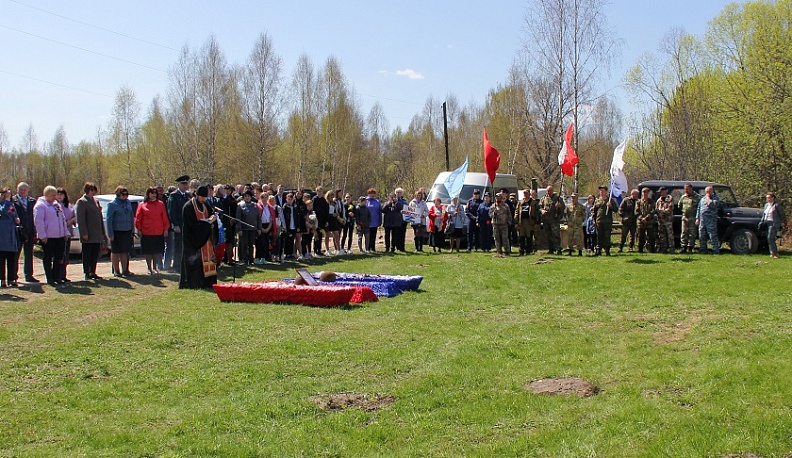 В Жиздринском районе перезахоронили останки 19 бойцов Красной Армии