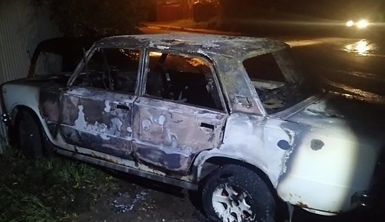 В Калужской области обидевшийся угонщик сжег машины