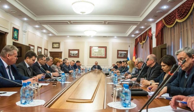 На заседании регионального штаба по предупреждению распространения инфекции рассматривались меры, принимаемые в области против угрозы распространения коронавируса