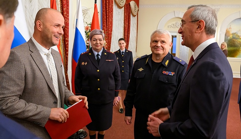 Гражданин Чехии из Мещовского района получил российский паспорт