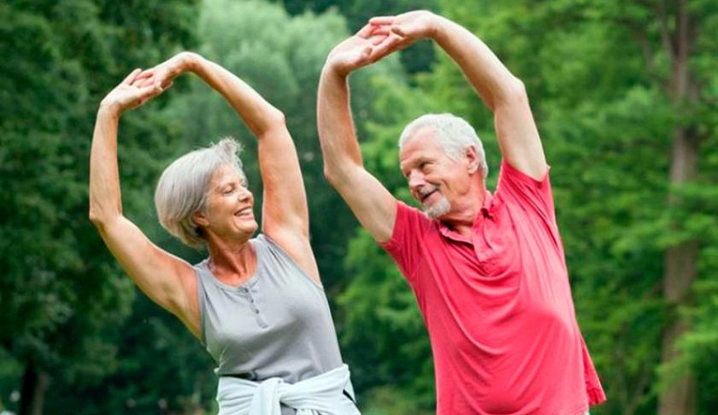 Пожилых людей постараются привлечь к занятиям физкультурой через управляющие компании