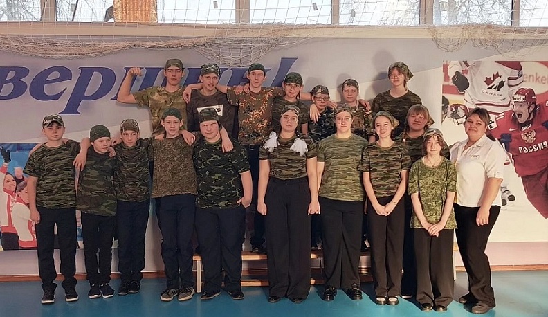 В Думиничском округе сельские школы в честь Дня защитника Отечества сыграли в «Зарницу»