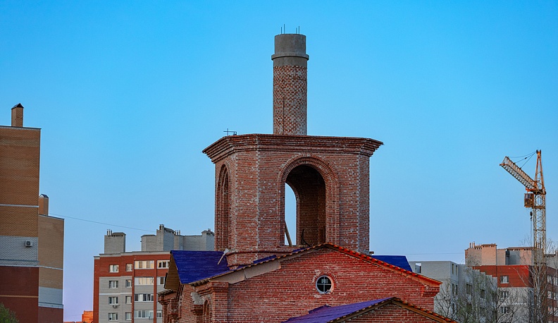 Спас рядом