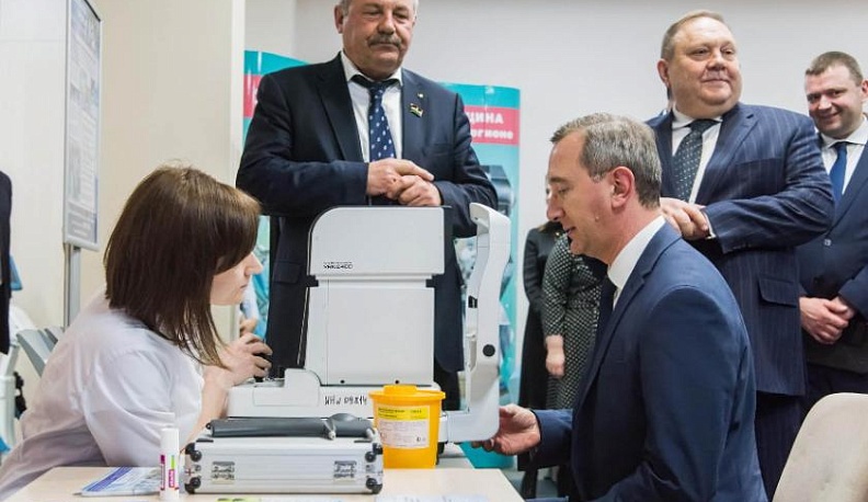 Владислав Шапша проверил зрение