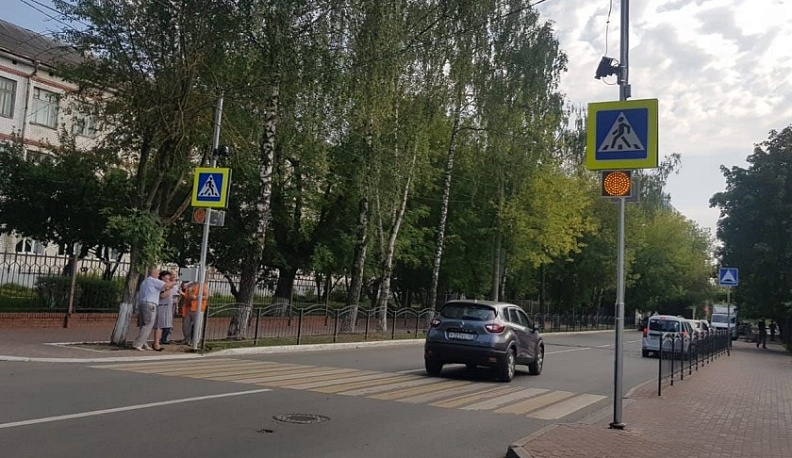 Вблизи восьми калужских школ установят новые мигающие светофоры