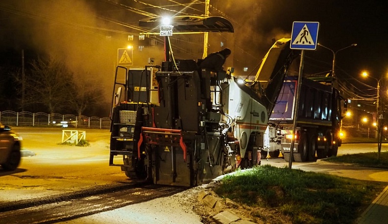 В Калуге ремонтируют дорогу-дублер Генерала Попова