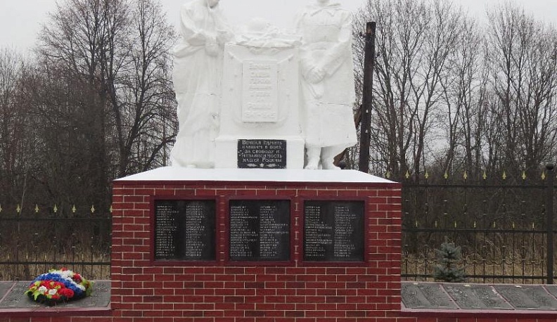 Не порастут травой солдатские могилы