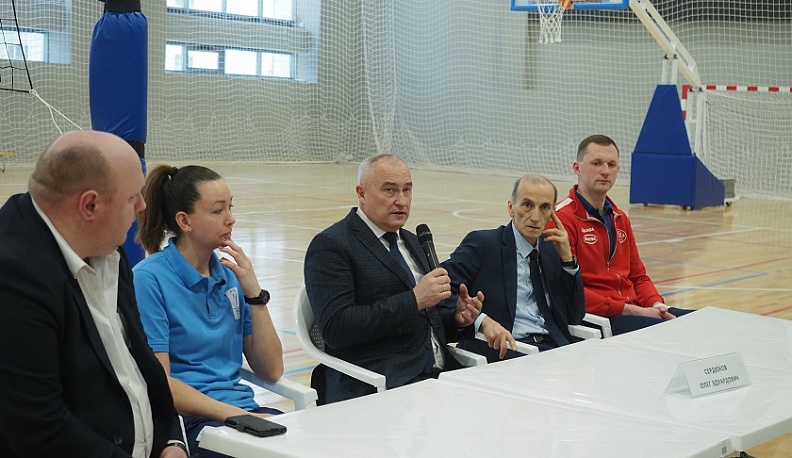 В Калуге впервые прошел семинар для тренеров по волейболу