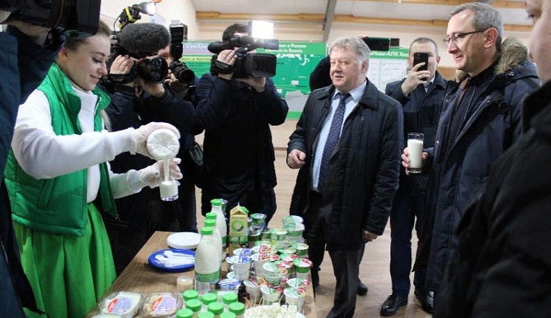 Тоже являются частью вселенной