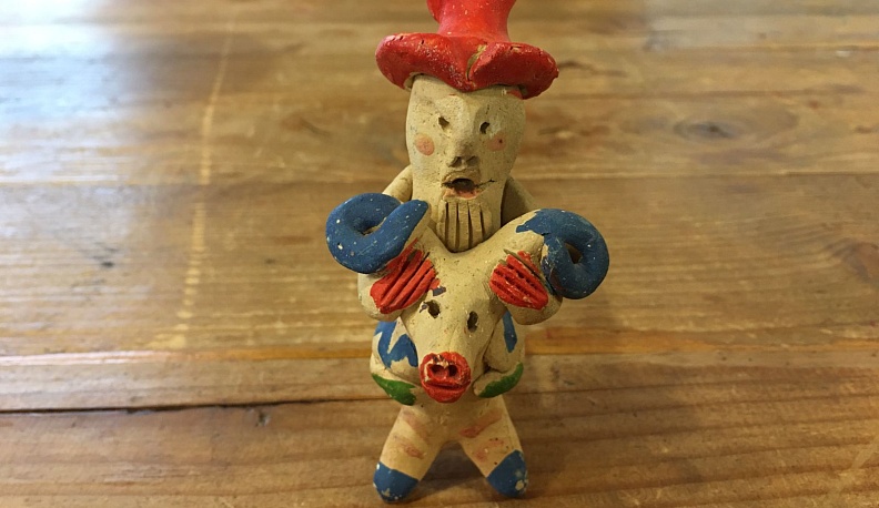 В Калуге открылась выставка «Игрушка мастеров деревни Хлуднево»