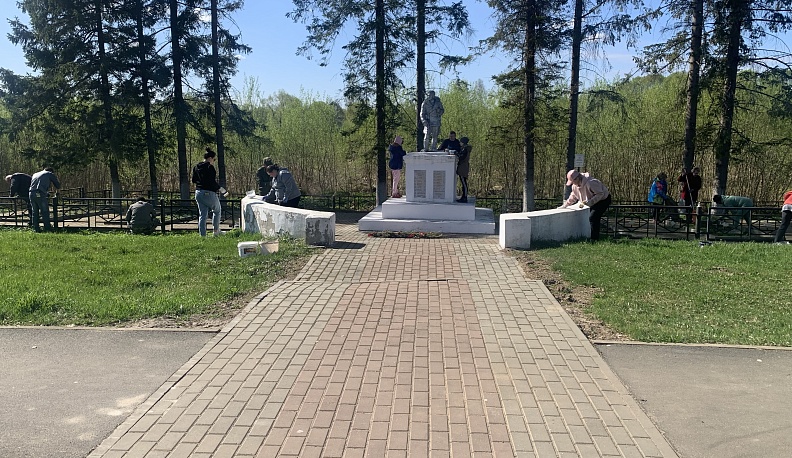 Жители Жиздринского района приняли участие во Всероссийском субботнике