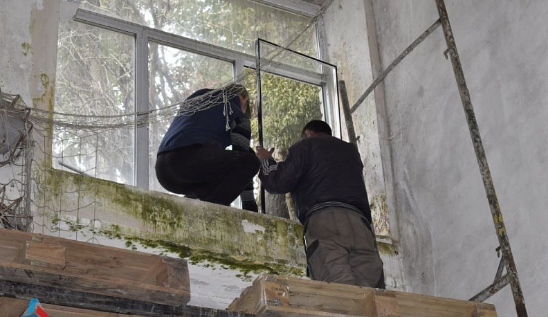 Благодаря Калужской области школу на Донбассе отремонтируют в 2024 году