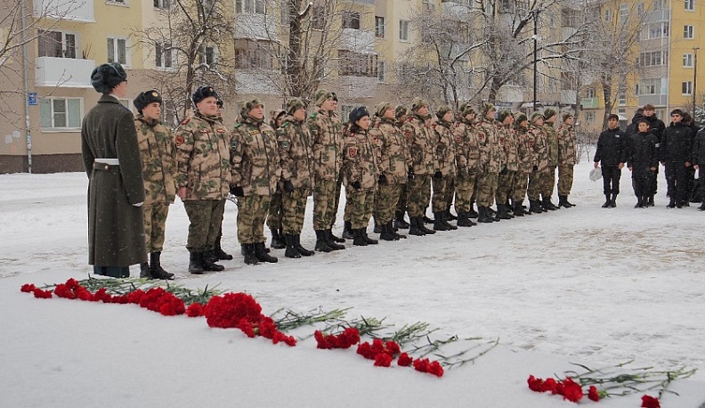В Калуге почтили память погибших в войнах и локальных конфликтах