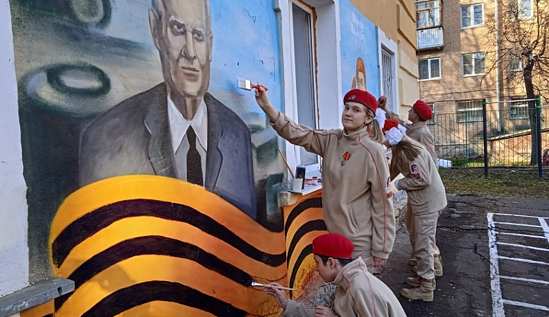 Олимпийский чемпион встретился с калужскими юнармейцами