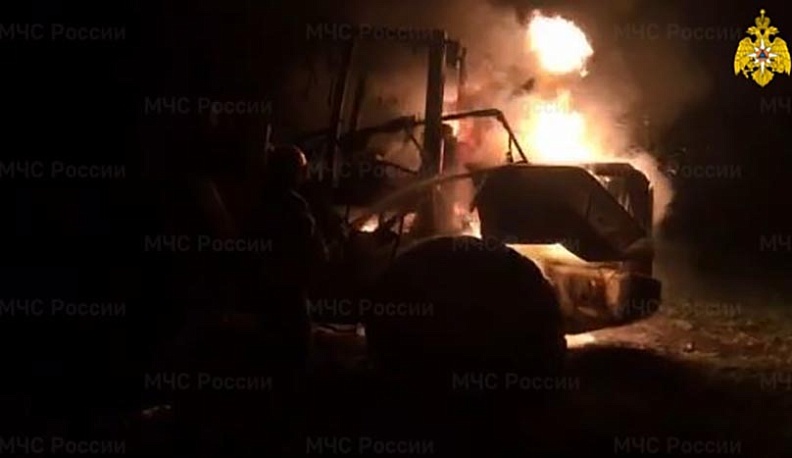В Калужской области за ночь сгорели две машины спецтехники
