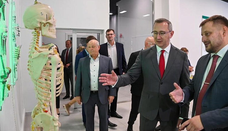 Владислав Шапша посетил предприятие Санатметал в Обнинске