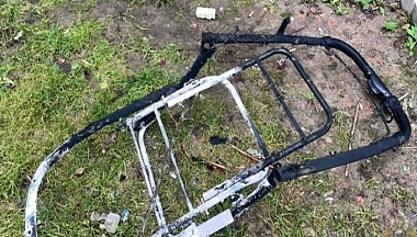 Жительница Боровского округа отправится в колонию на два с половиной года за поджог детской коляски