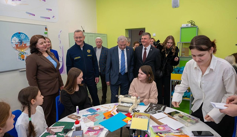 Владислав Шапша посетил лицей в Кировском округе