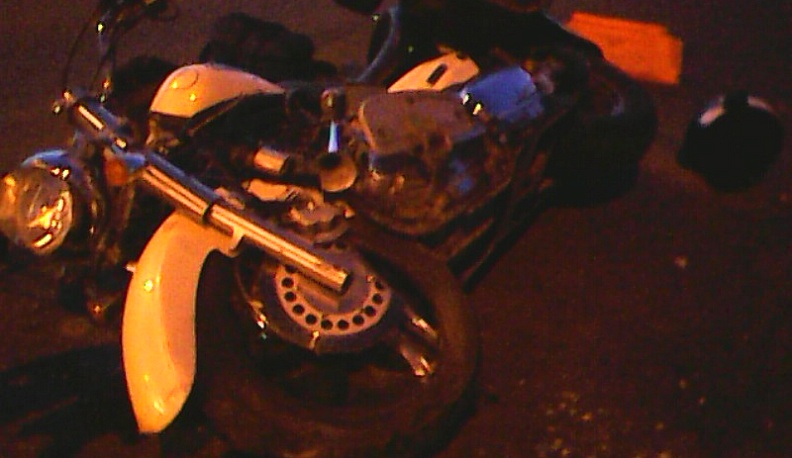  Мотоциклист протаранил отбойник на трассе М3 «Украина»