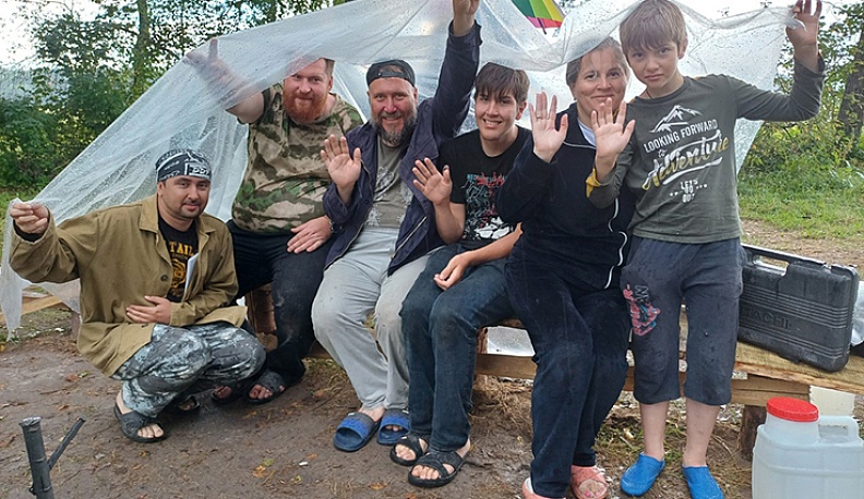 С отцом Алексеем и матушкой Анной.