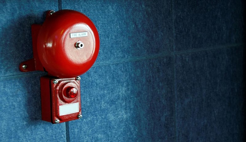 В Калужских больницах обветшала пожарная сигнализация