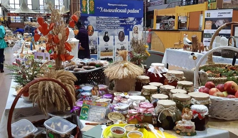 На большой земле жизнь бьёт ключом