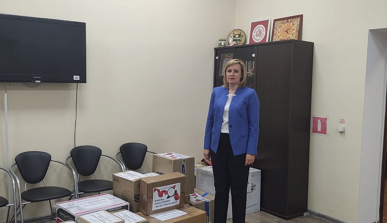 Общественная палата Калужской области отправит в Первомайск канцтовары