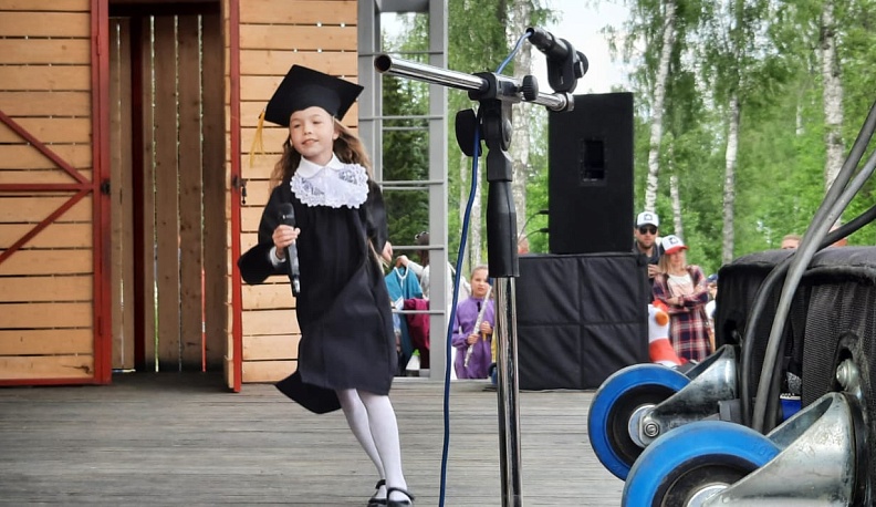 В Тарусе презентовали сцену с амфитеатром в берёзовой роще