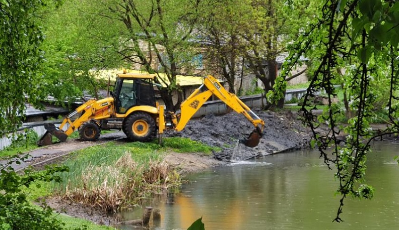 В Калуге очистят пруд на улице Пухова, а территорию благоустроят