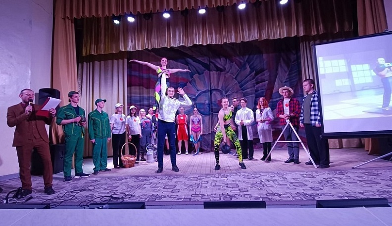 В Хвастовичах прошёл День аграрного образования и карьеры для школьников